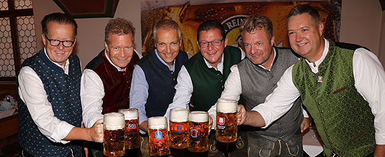 Die Münchner Brauereichefs bei der Wiesn Bierprobe 2018: Martin Leihard, Andreas Steinfatt, Michael Möller, Bernhard Klier, Jan Huff, (©Foto. Martin Schmitz)